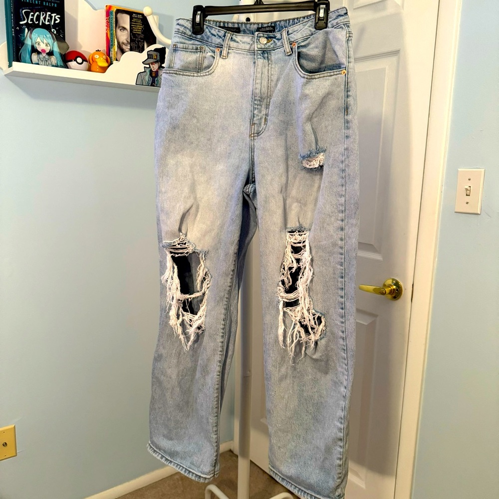 Wild Fable Highest Rise Baggy Jean Light Wash Distressed Style Women’s Size 12